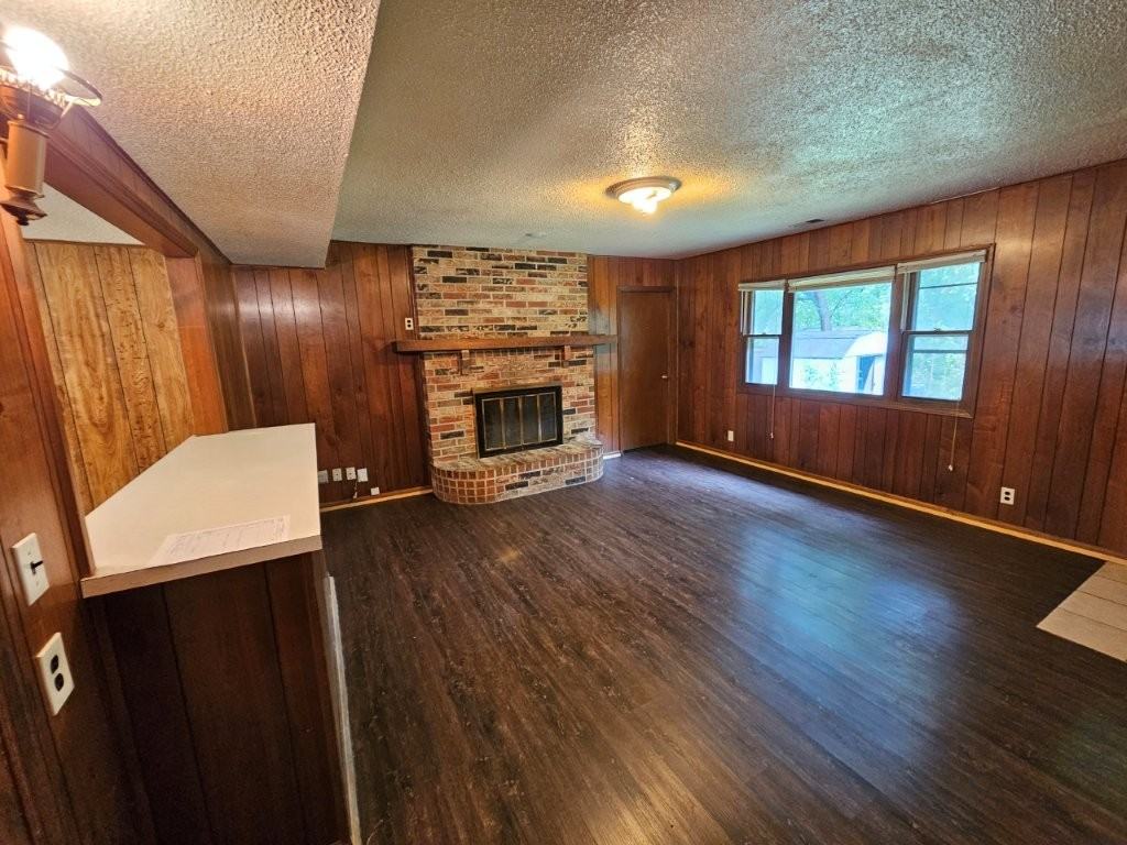 10719 Newton Ave - Photo 6 of 16