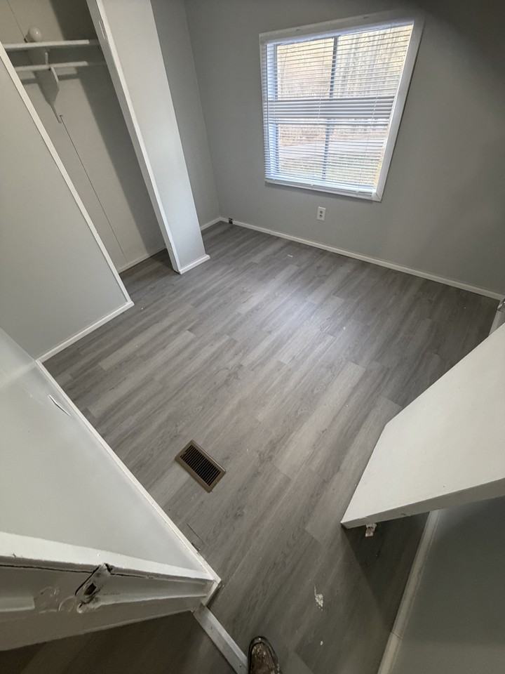 40 Mcilwain Rd #1 - Photo 7 of 12