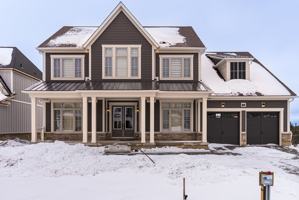 featured image of 13 Aldwinckle Ave #1