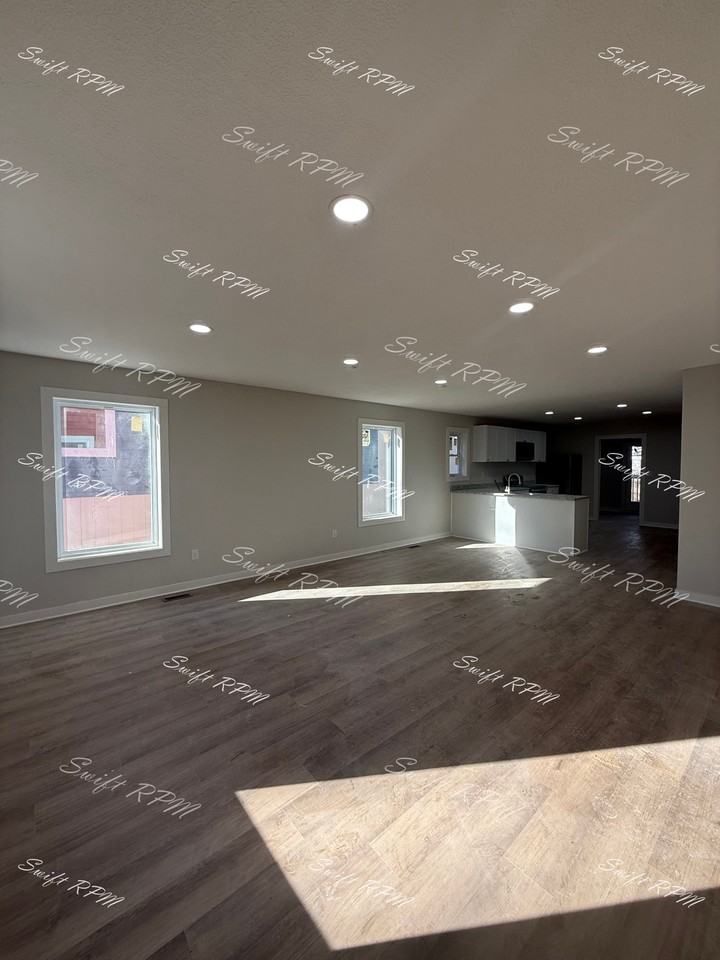 1034 Oakland Ave #1 - Photo 4 of 21