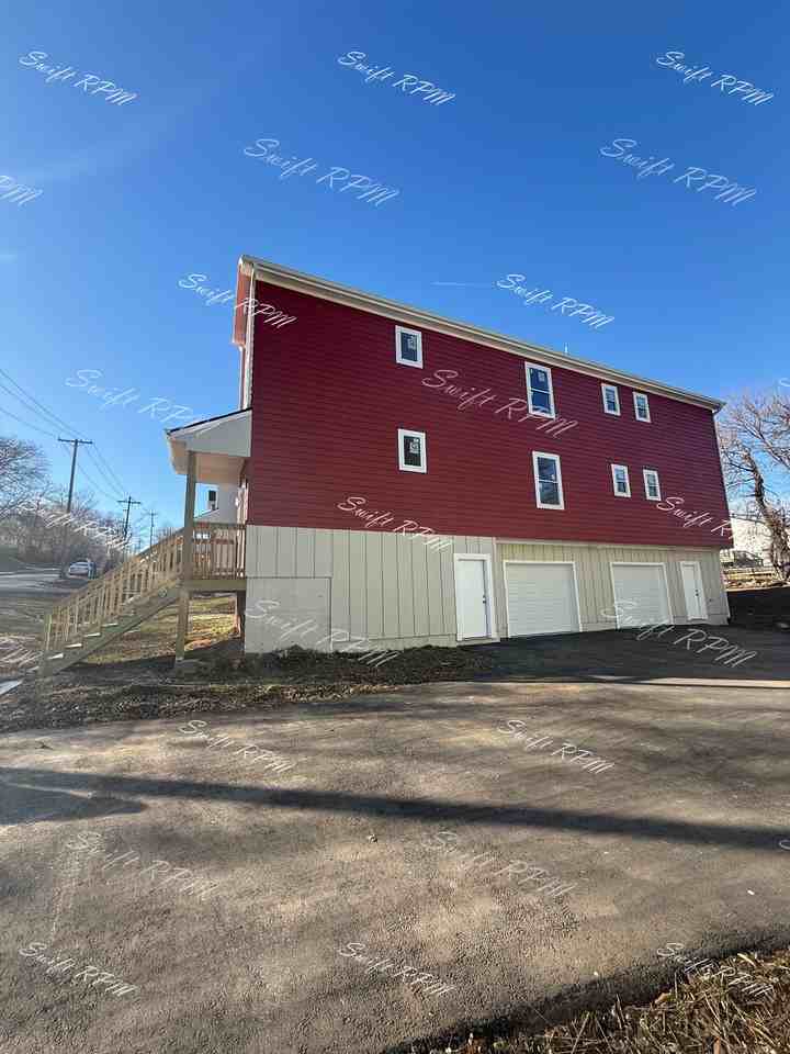 1036 Oakland Ave #1 - Photo 2 of 21