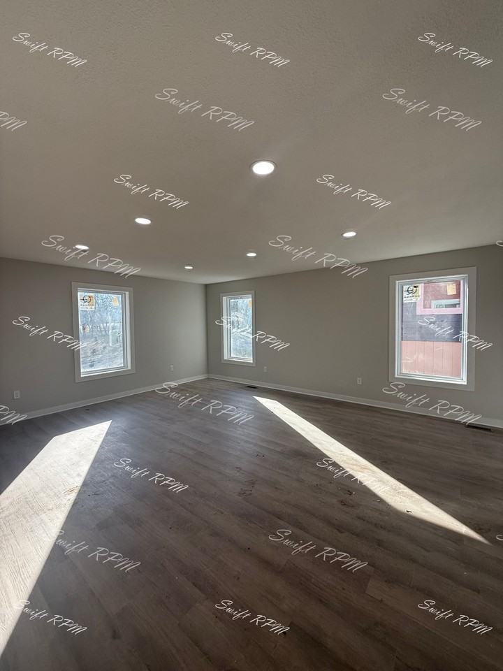 1036 Oakland Ave #1 - Photo 6 of 21