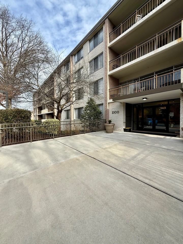 2300 Riddle Ave #208 - Photo 3 of 25