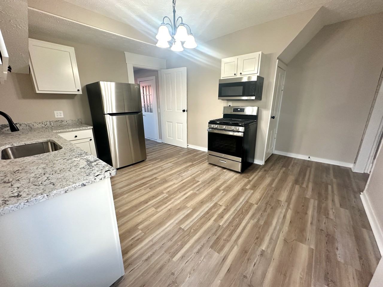 310 N Mechanic St #2 - Photo 5 of 10