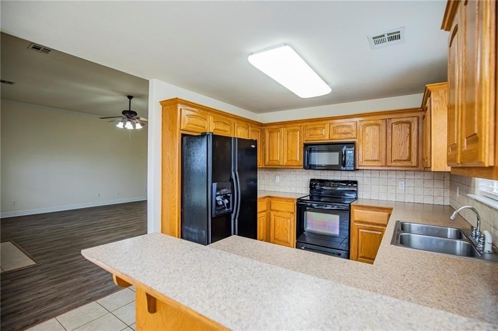 520 Bonanza St - Photo 3 of 22