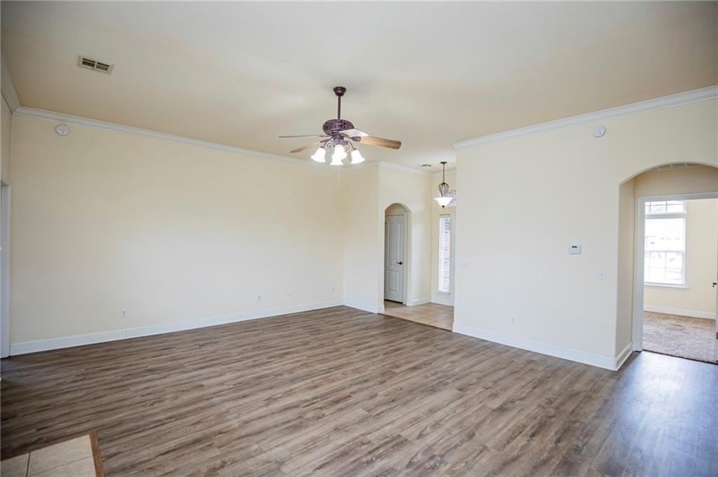 520 Bonanza St - Photo 7 of 22