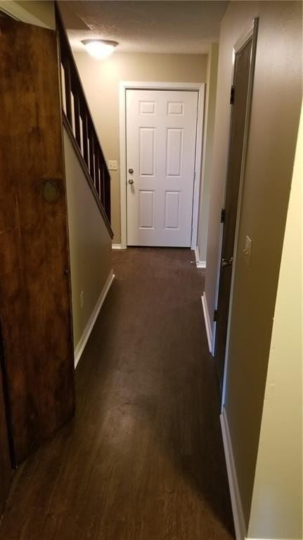 2049 N East Oaks Dr - Photo 2 of 10