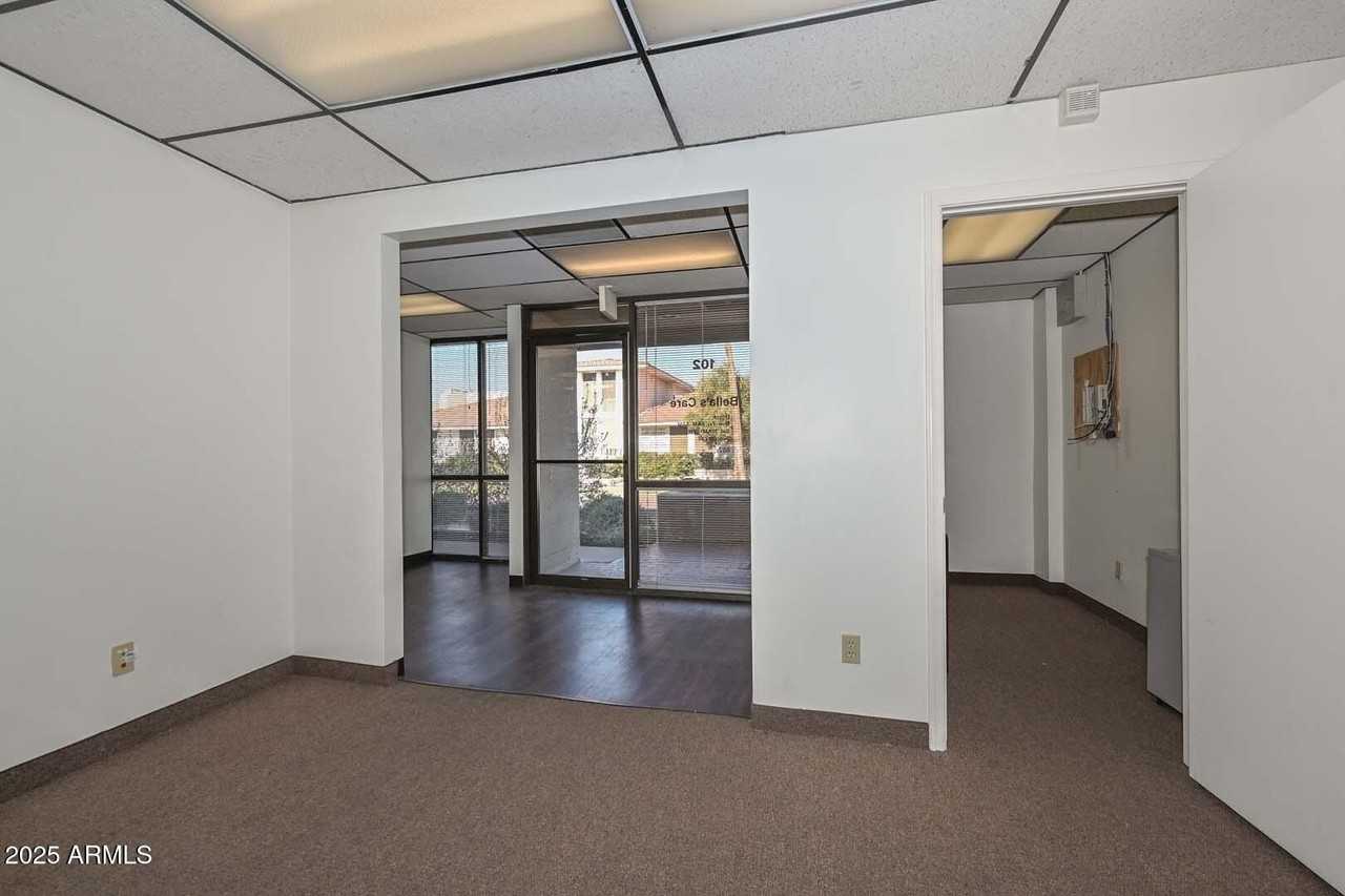 77 E Columbus Ave - Photo 6 of 26