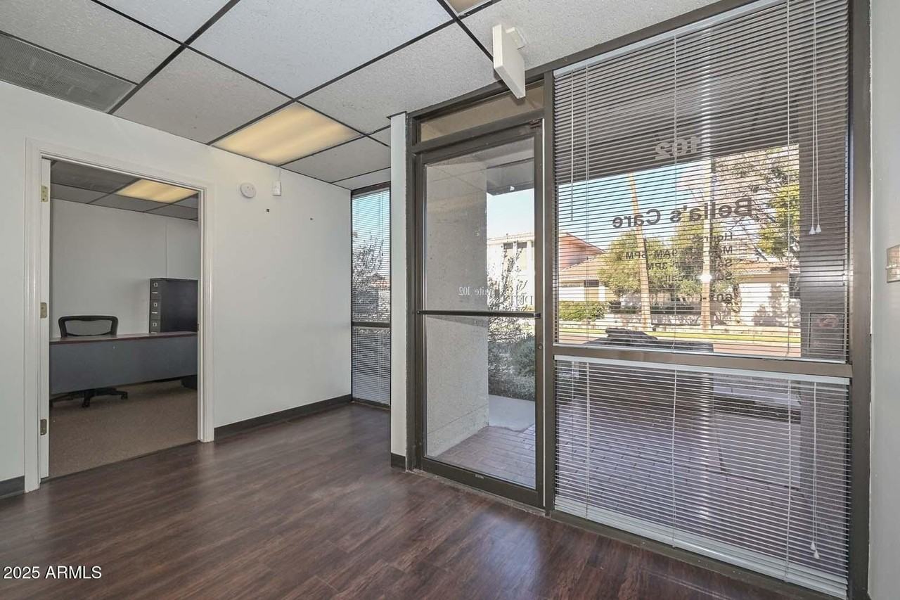 77 E Columbus Ave - Photo 7 of 26