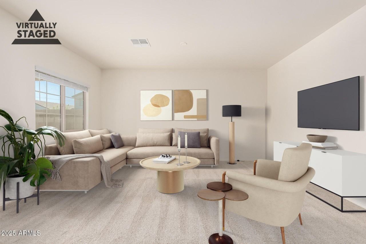 4839 S 111th Dr - Photo 3 of 50