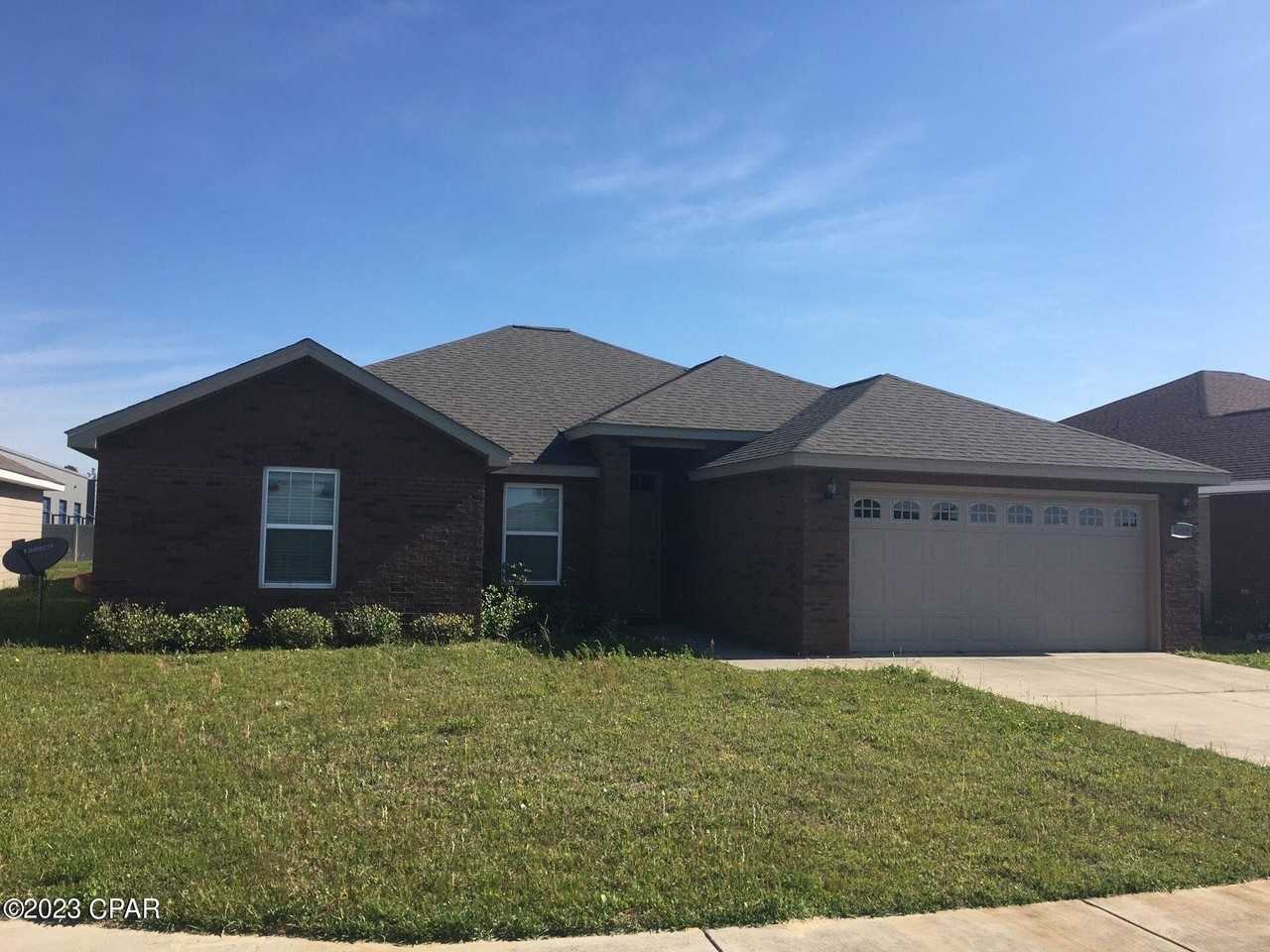 129 Harrison Pl - Photo 2 of 2