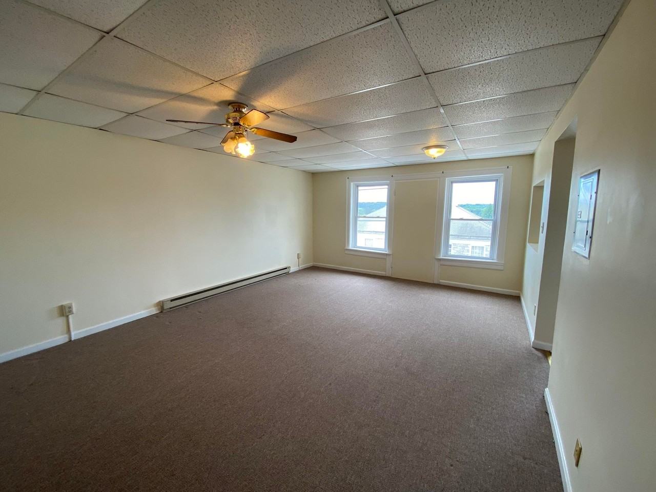 7 N Conococheague St #3F - Photo 2 of 10