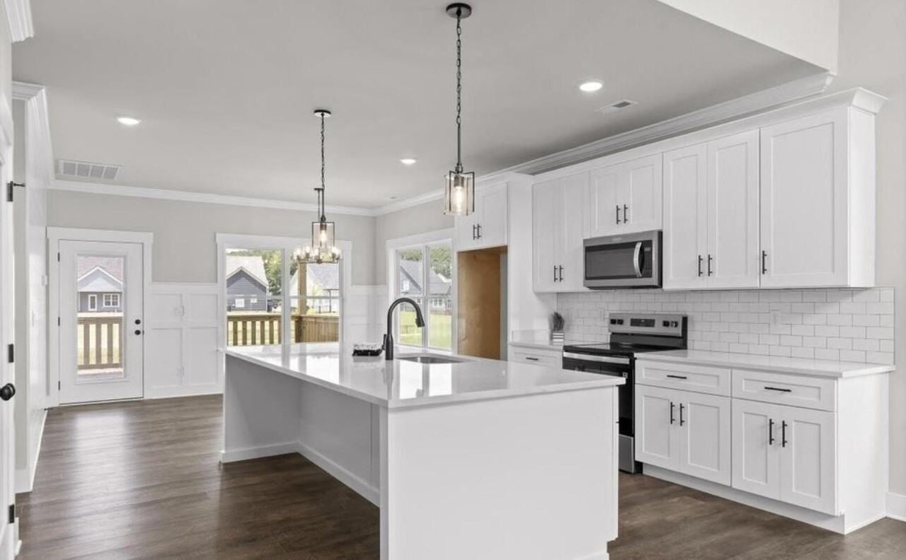 538 Willow Grove Ct - Photo 3 of 6