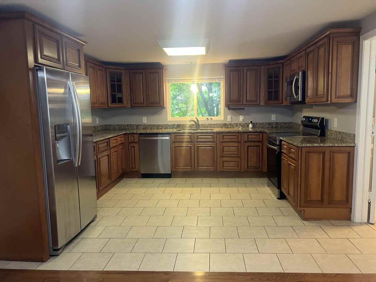 132 Hogan Rd - Photo 2 of 16