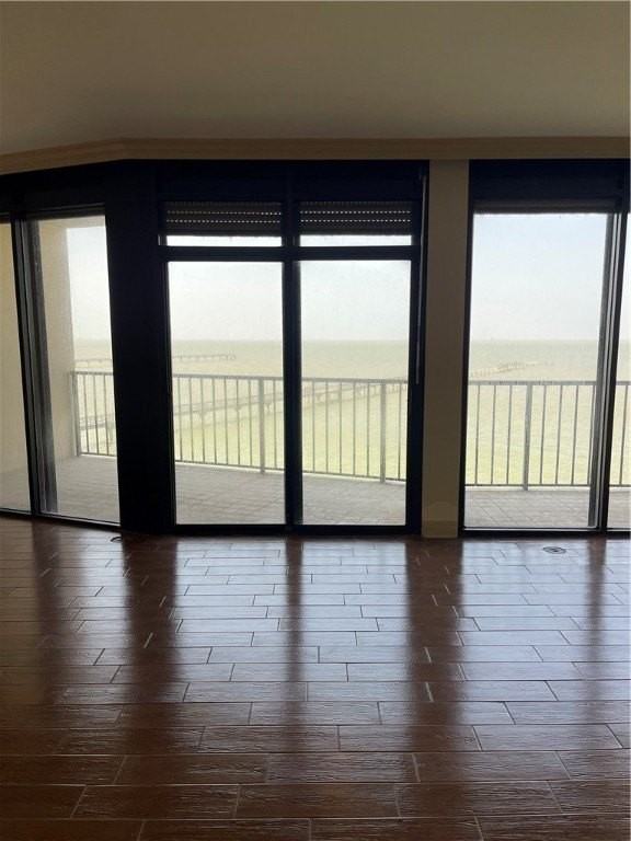 4350 Ocean Dr Apt 303 #303 - Photo 5 of 18