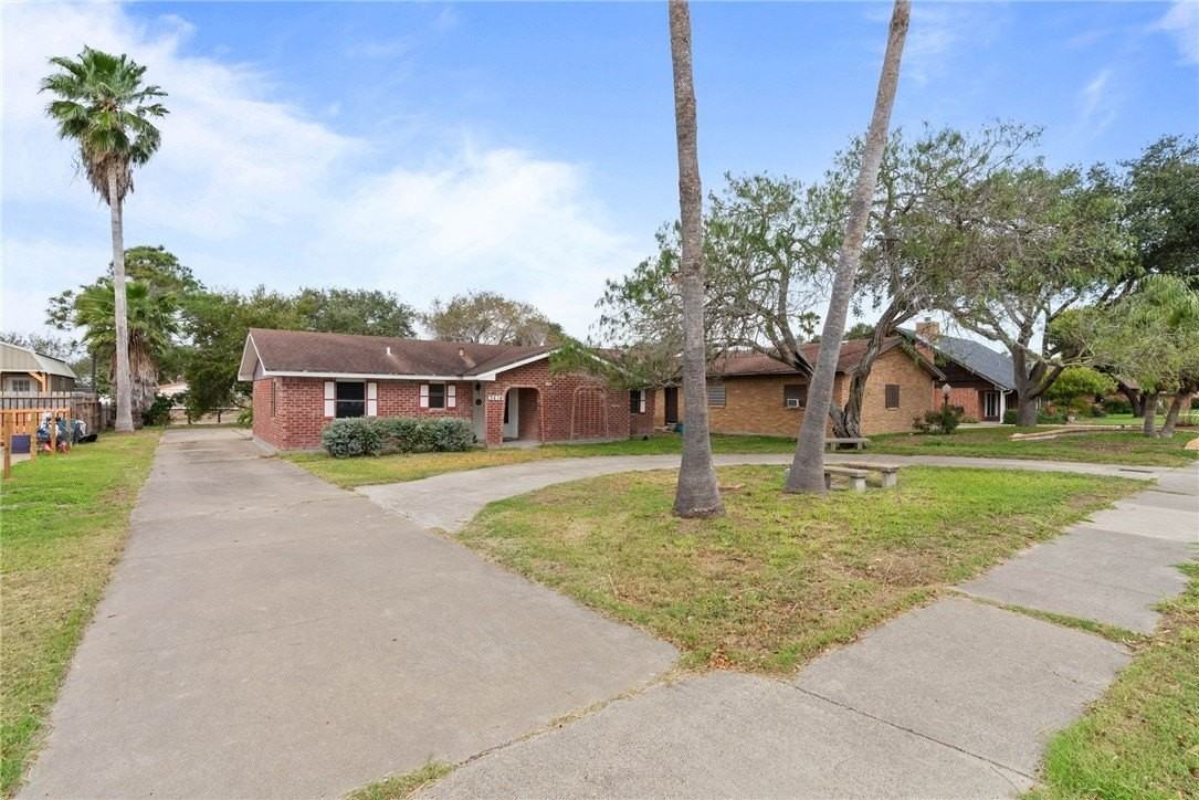 3414 Tahiti Dr - Photo 2 of 15