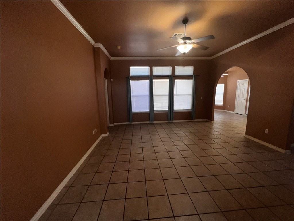 14033 Coquina Bay Ave - Photo 7 of 11