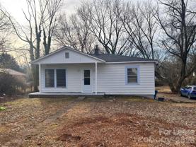 1831 13th Ave Sw - Photo 1 of 1