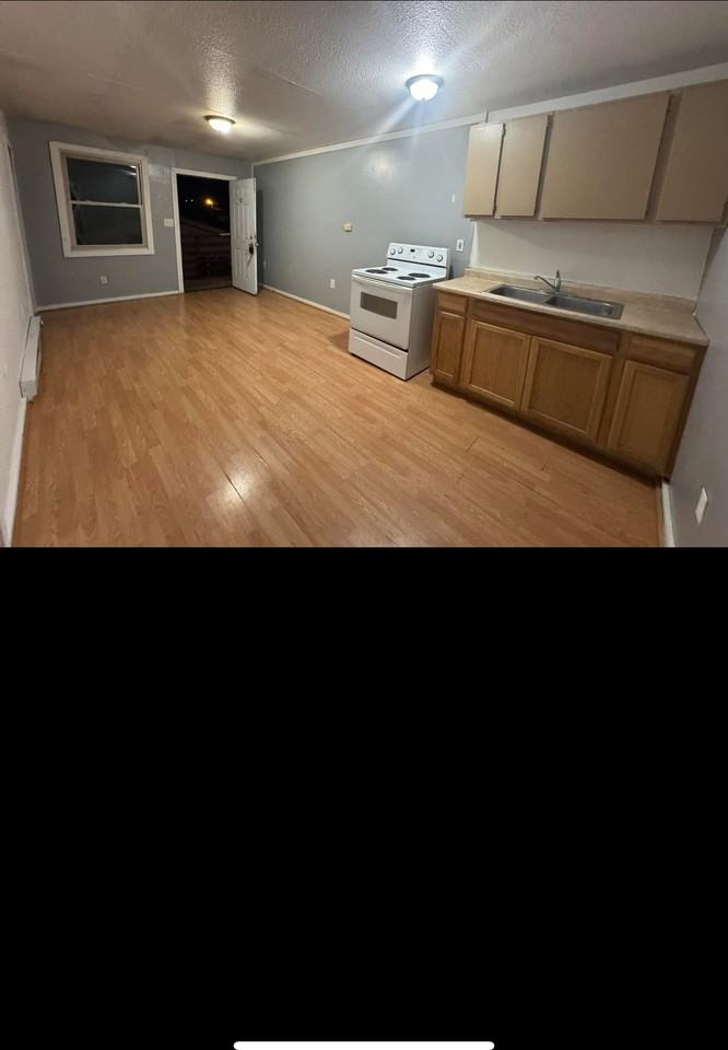 101 Taylor St #C - Photo 2 of 5