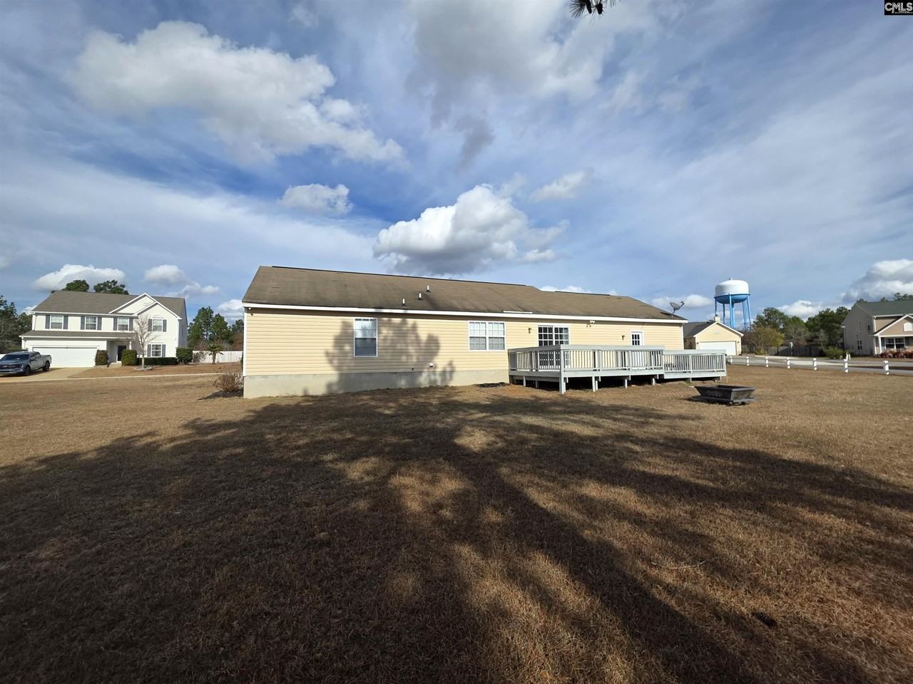 165 Crassula Dr - Photo 6 of 34