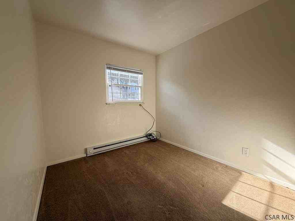 402 Southmont Blvd - Photo 7 of 14