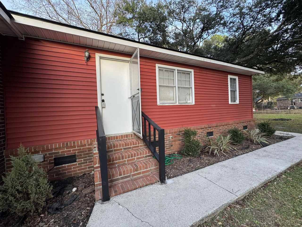 7038 Kenneth Dr Unit B #B - Photo 5 of 28