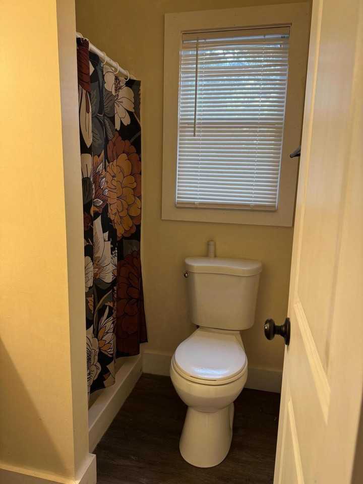 7038 Kenneth Dr Unit B #B - Photo 7 of 28