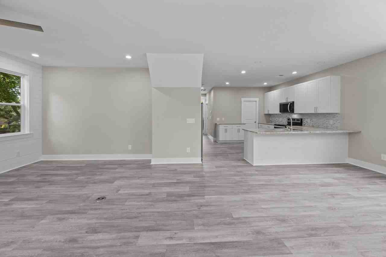 125 Ridge Rd - Photo 2 of 35