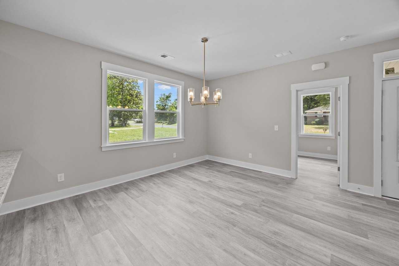 125 Ridge Rd - Photo 5 of 35