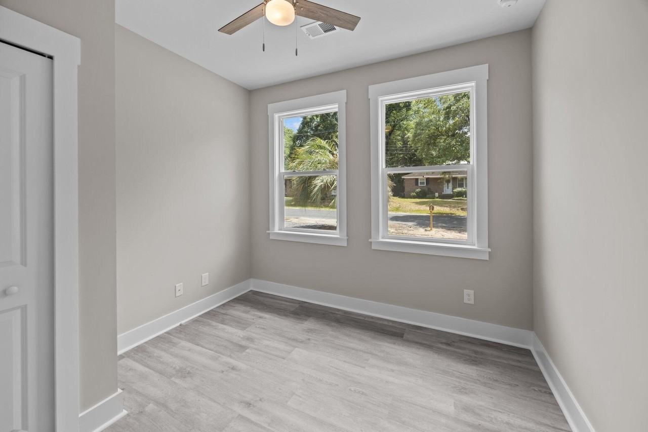 125 Ridge Rd - Photo 6 of 35