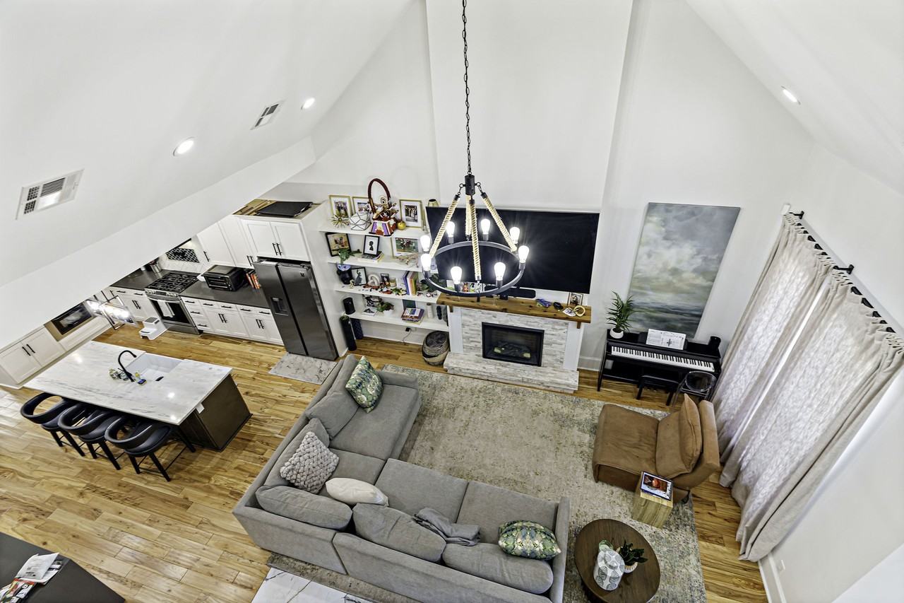 4824 W Esplanade Ave #1 - Photo 3 of 10