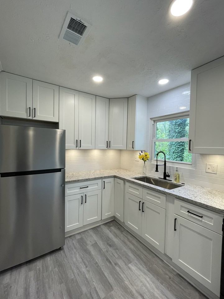 1206 Willow Ct Nw #1 - Photo 4 of 20