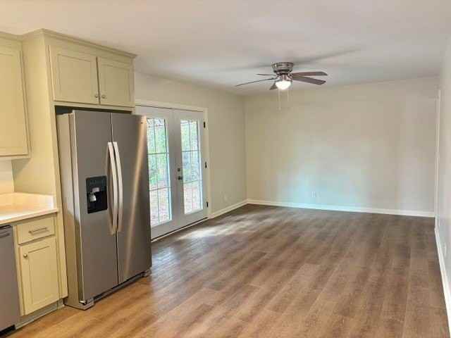 319 Daniel Cir - Photo 5 of 8