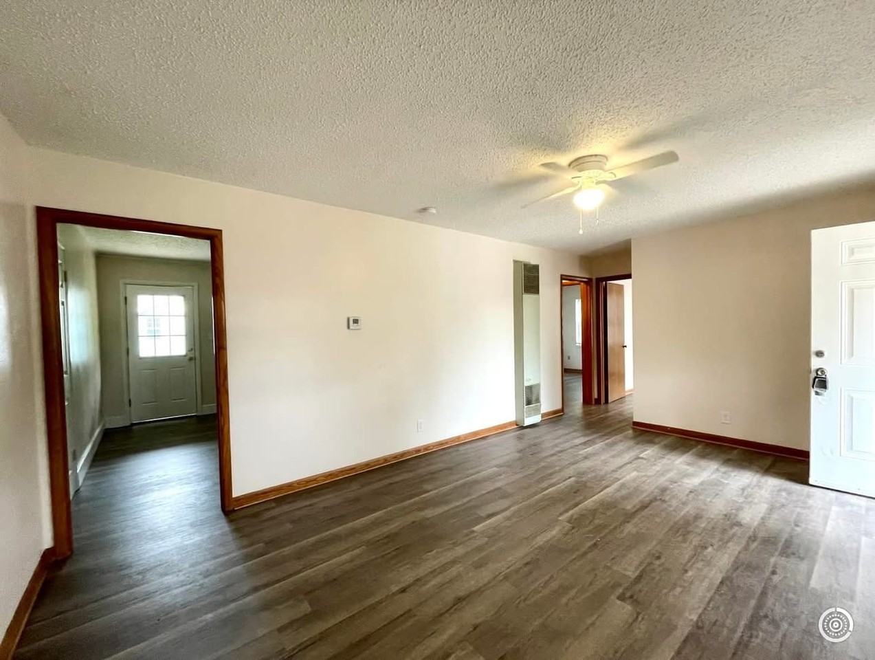 501 12th Ave Se #1 - Photo 6 of 16