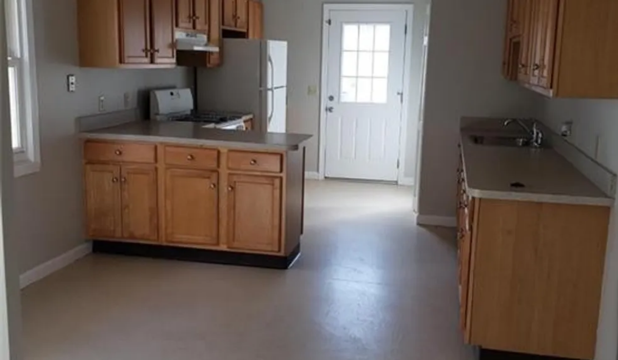 224 Signal Rock Dr #224 - Photo 2 of 5