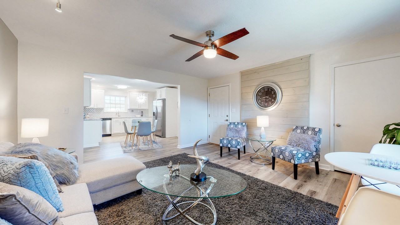 142 Topfield Rd #1 - Photo 2 of 11