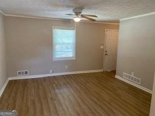 303 Cedar Creek Rd Unit 7 #7H - Photo 4 of 8