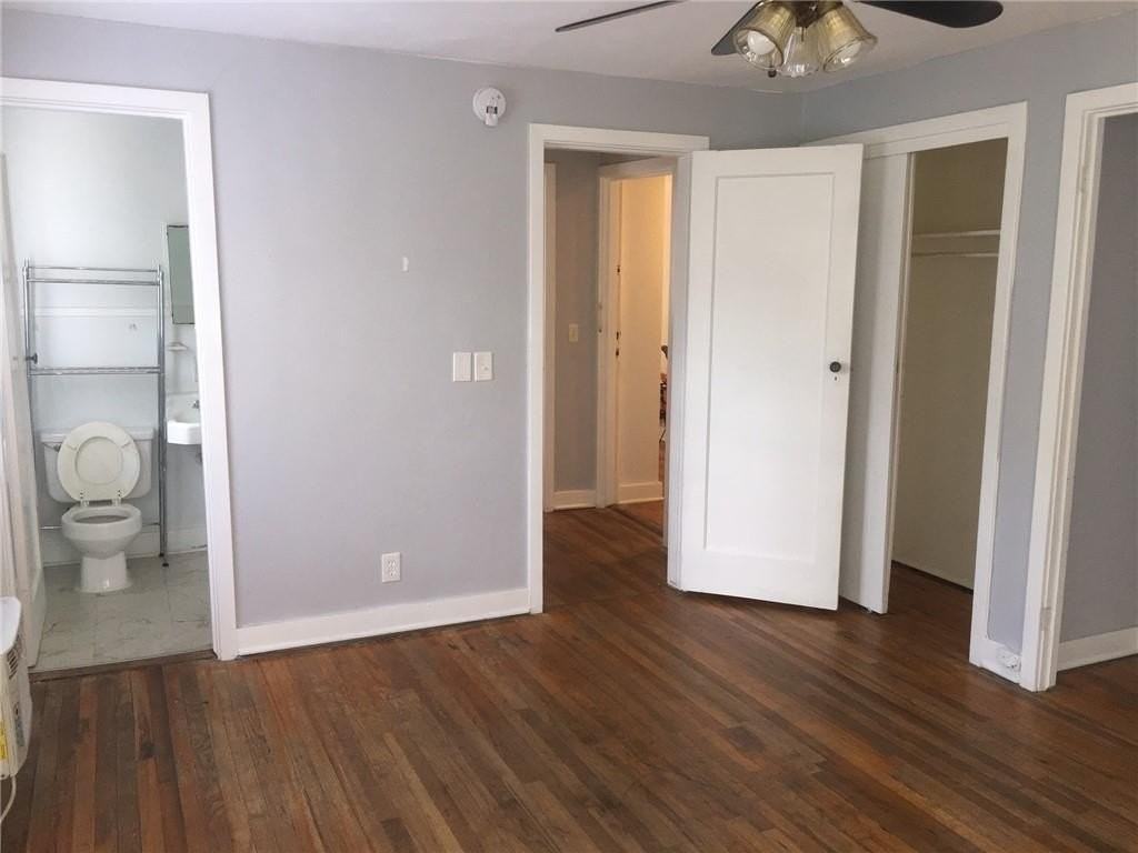 957 Dauphin St #4 - Photo 3 of 4