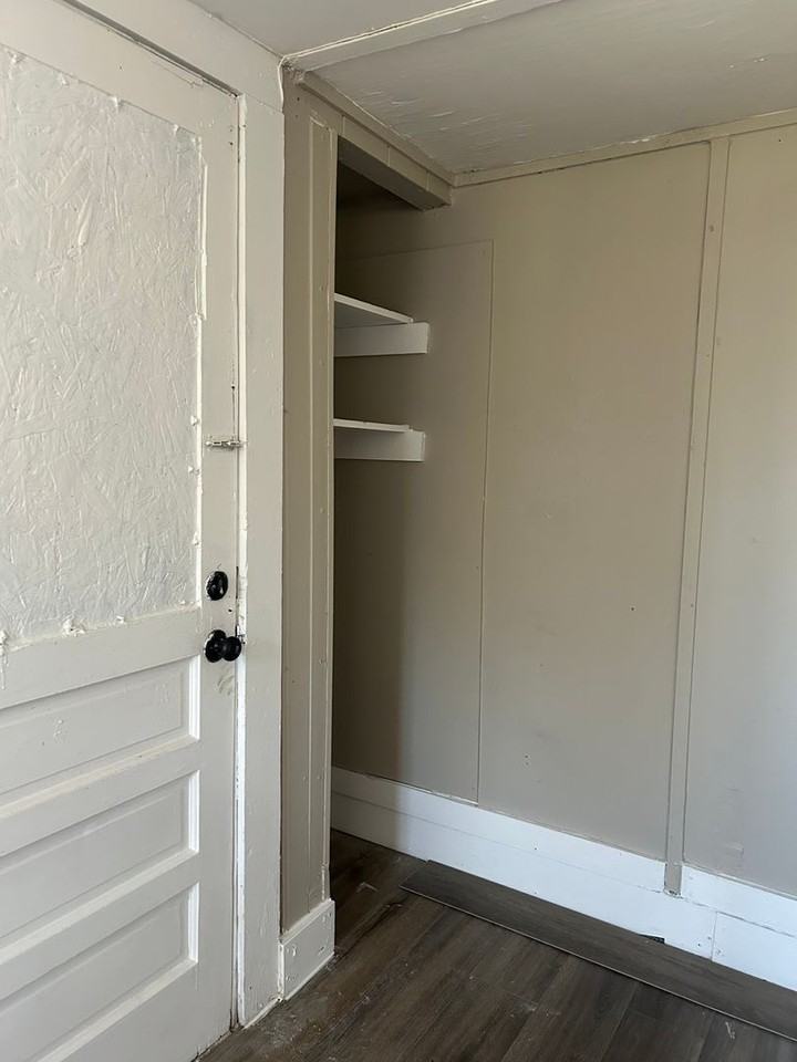 2010 Bachman St - Photo 5 of 5