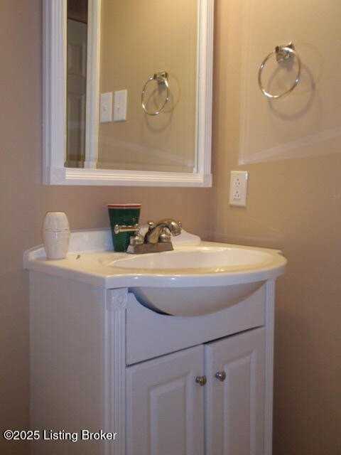 10016 Robsion Rd - Photo 7 of 10