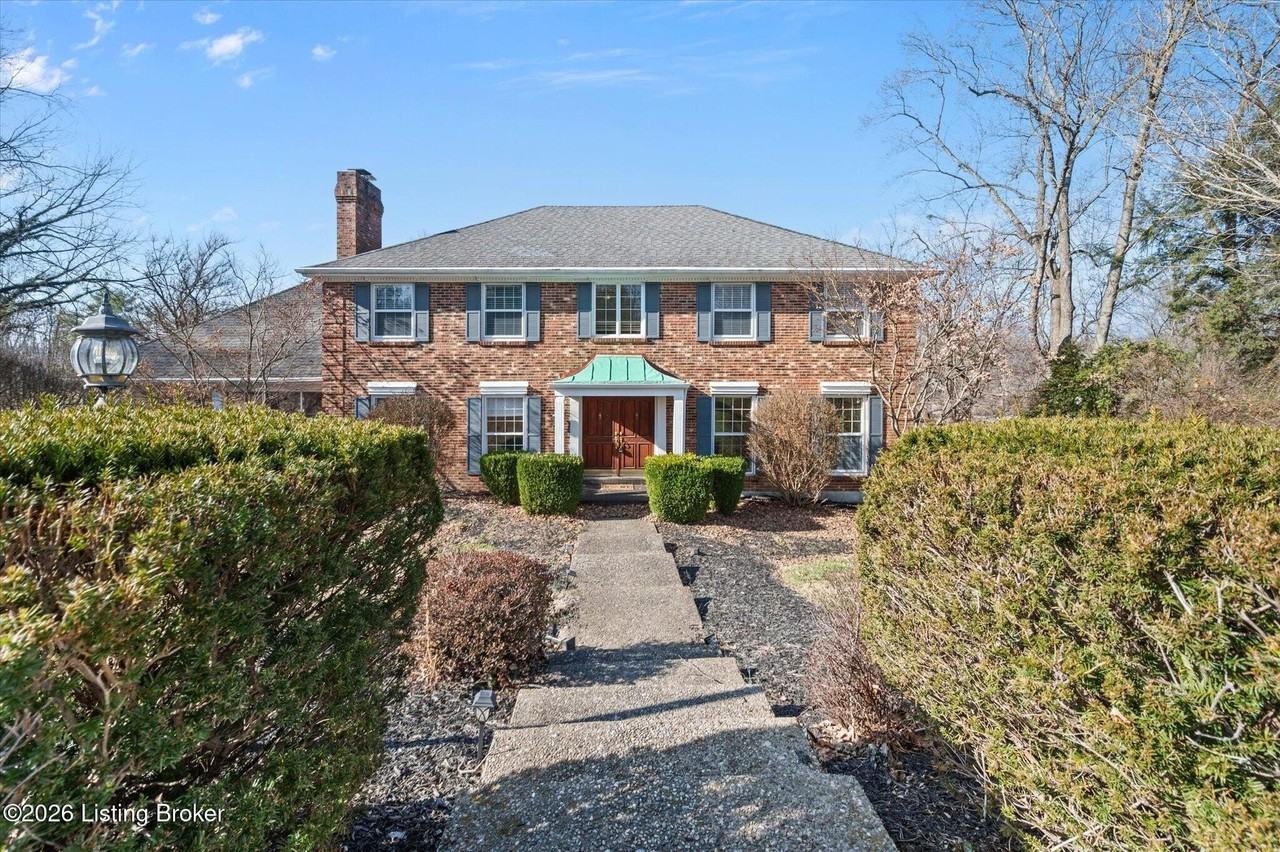 7008 Foxcroft Pl - Photo 2 of 50