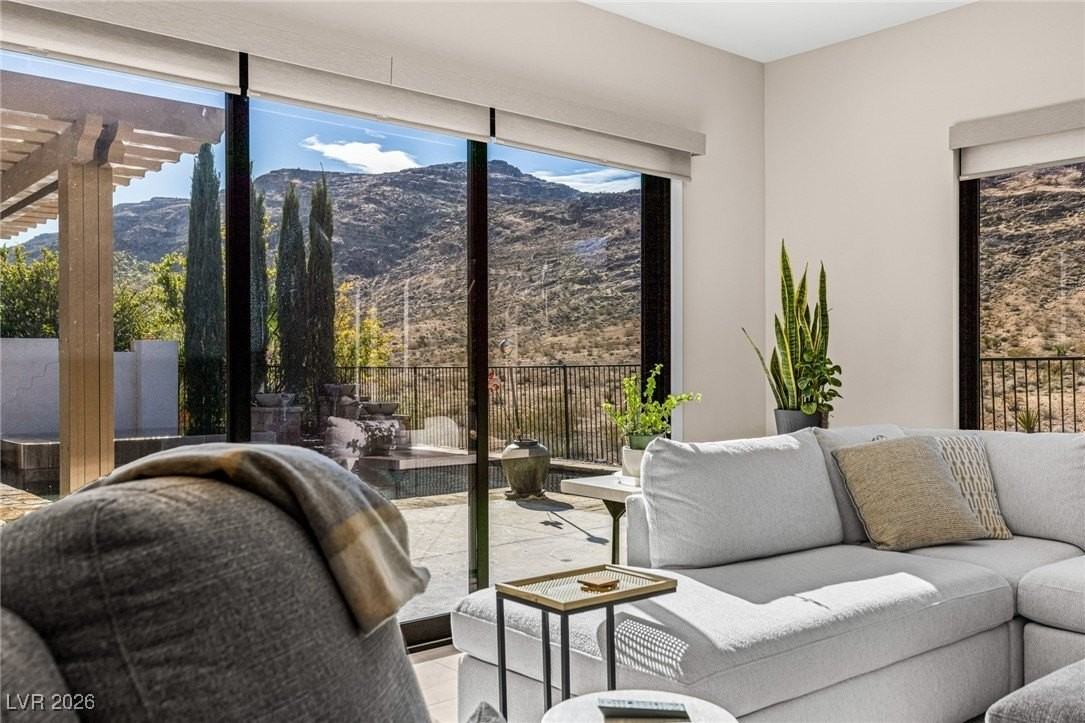 2245 Green Mountain Ct - Photo 4 of 50