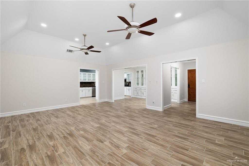 119 W Iris Ave - Photo 3 of 17