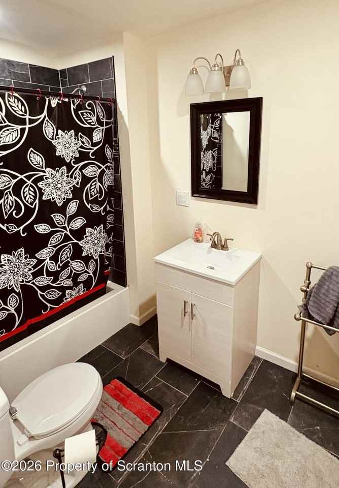 517 Delaware Ave - Photo 6 of 8