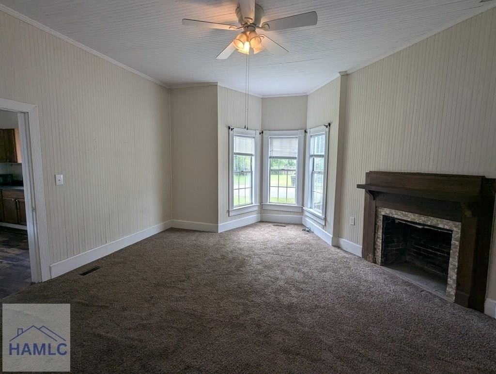 414 N Caswell St - Photo 4 of 14