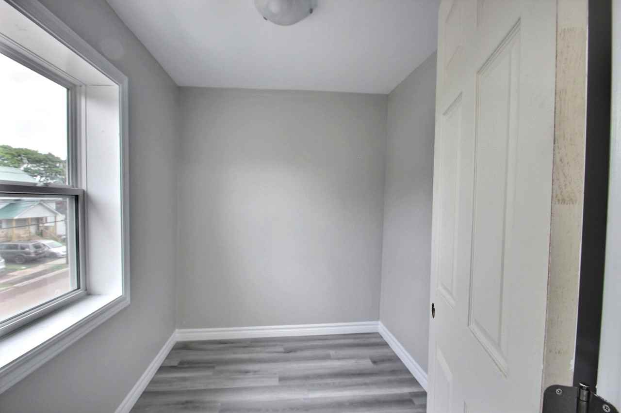 40 - 40 Maple Street - 38b #38B - Photo 6 of 12