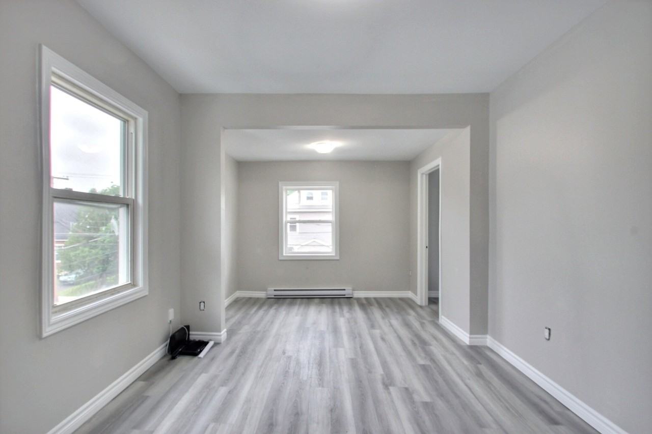 40 - 40 Maple Street - 38b #38B - Photo 7 of 12