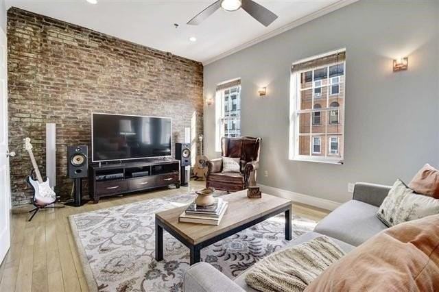 1004 Willow Ave #4 - Photo 4 of 14