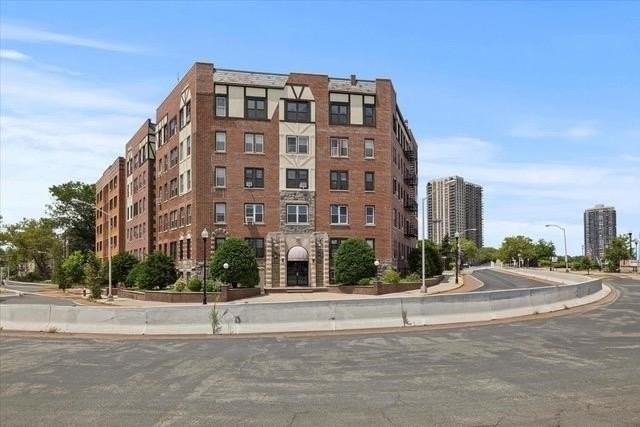 7435 Boulevard E #36 - Photo 2 of 11