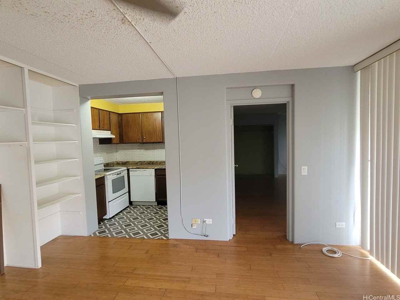 430 Keoniana St Apt 611 #611 - Photo 6 of 13